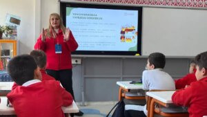 mebden es zamanli tahliye tatbikati 18 milyon ogrenci katildi TwWCizOC.jpg
