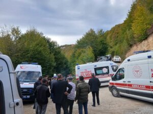orduda minibus kazasi 11 yarali rHzCRw6i.jpg